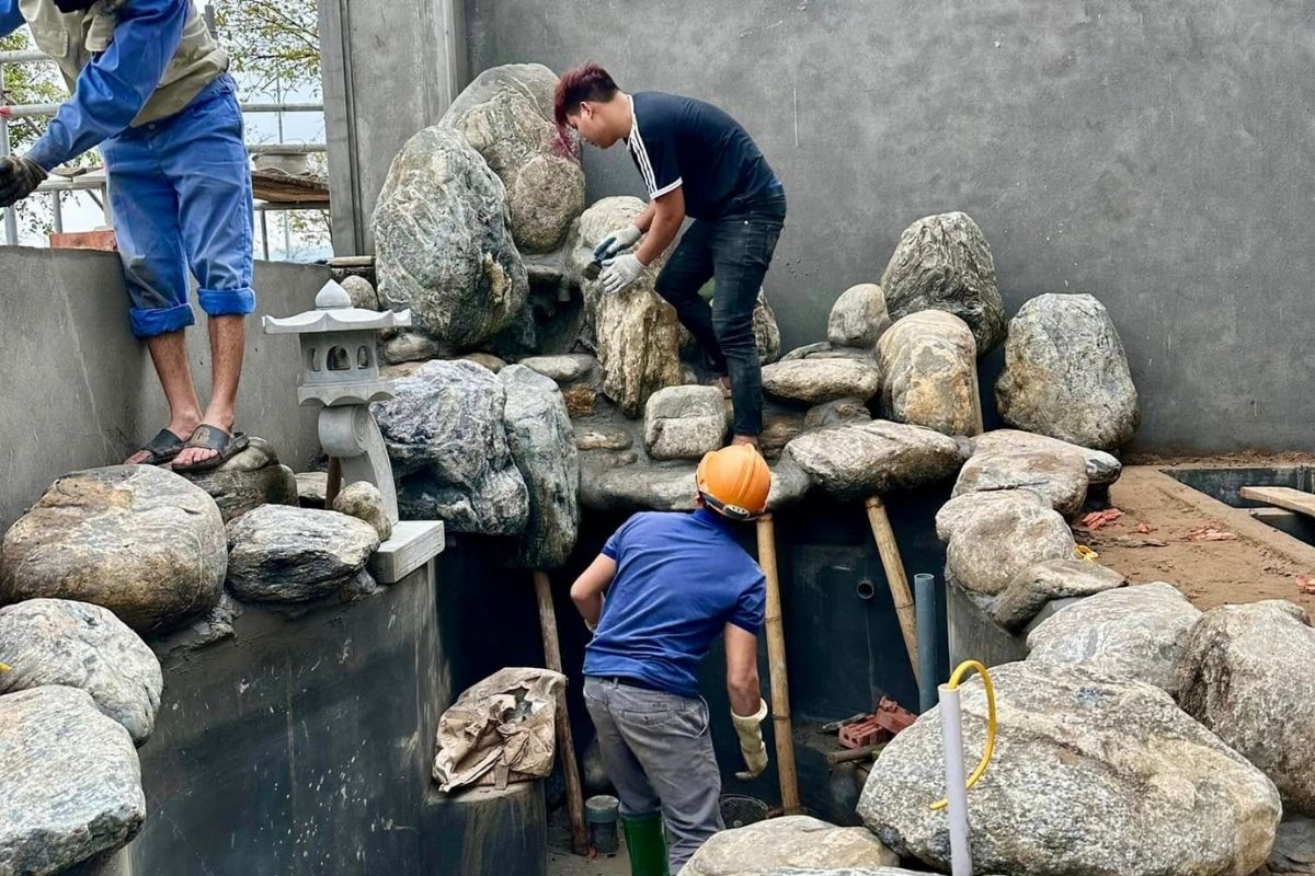 Thi công hồ cá koi theo thiết kế